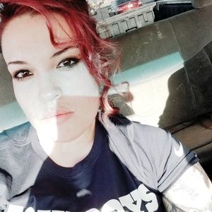 Meet your Posher, Danee